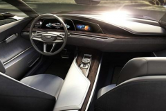 最美凯迪拉克亮相了，内饰比S级还奢华，搭载V8双涡轮4.2升引擎