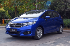 贵为一代人的信仰，被称之为“平民超跑”，本田飞度究竟如何？