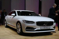 品牌位居一二线的豪车，用料完胜奥迪A6，却因低调导致销量不高