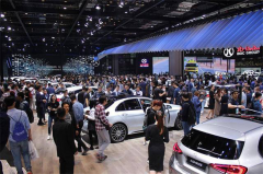 一季度车企跌落盈利巅峰 新能源企业吹响后补贴时代反攻号角