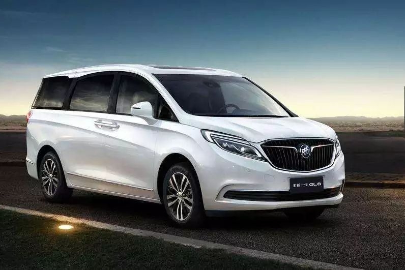 百公里油耗仅5.8L，新款奥德赛锐·混动对比别克GL8，谁实力更胜一筹？