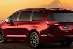 3.6升V6引擎省油吗？全新MPV油耗仅为2L，一公里不足2毛