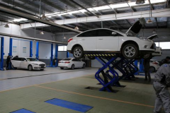 老师傅爆料：汽车最没用处的4大保养，4S店就靠这个坑你的钱！