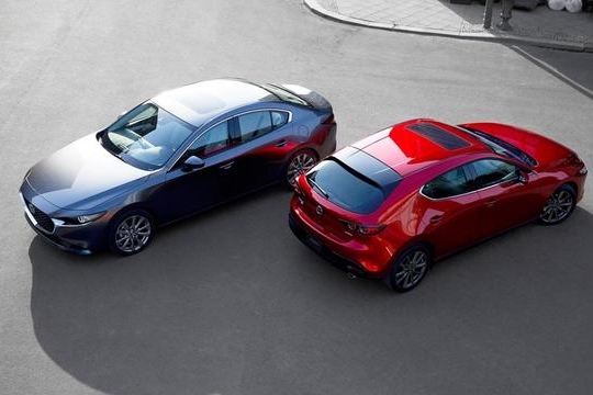 弯道小王子——马自达3的前世今生