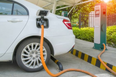 值得入手的四款新能源车，颜值高、便宜，续航超500公里