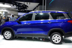 五菱又要火了！大7座SUV车型堪比汉兰达，5.68万不把H6当回事