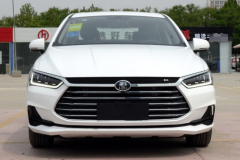 满足国六1.5T升功率！比亚迪秦Pro燃油版的驾驶乐趣