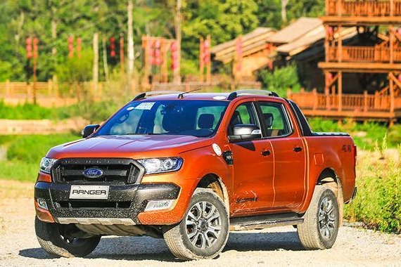 买不起猛禽就买它！3.2T柴油+四驱+差速锁，全进口约30万