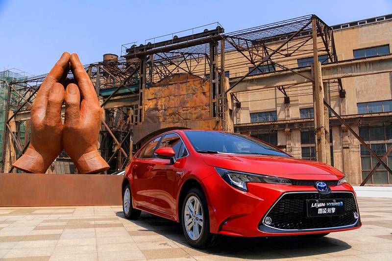 TNGA架构 低前鼻造型+1.2T+10速CVT 新雷凌想不火都难