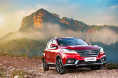 6万就能入手的SUV，大气好省配置多，CS35 PLUS慌了吗？