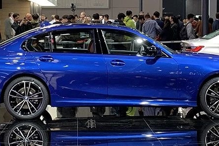 现款宝马3系最高优惠14.93万，为何我更愿意等全新3系？