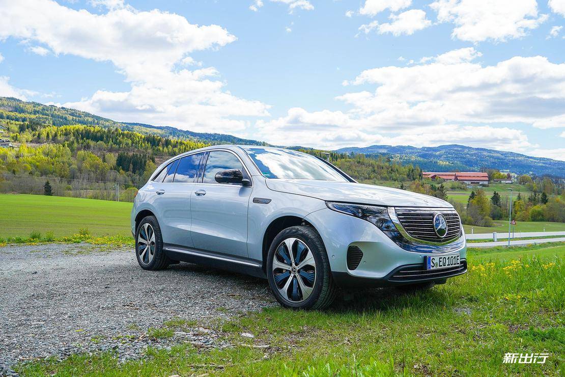 梅赛德斯的未来藏在这台车里 新出行挪威试驾奔驰 EQC