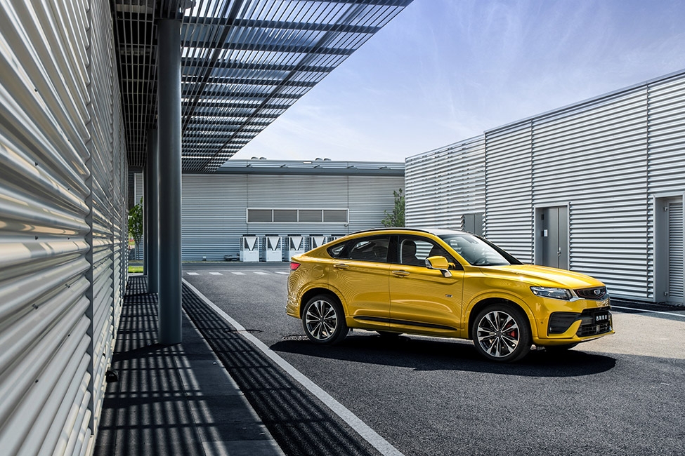 吉利再次“亮剑”：发新车挑战豪华SUV，展示中国品牌技术硬核