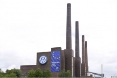 大众汽车近十亿欧元建电池厂助力电动化攻势