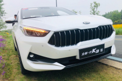 妥协，新K3的外观变化大，1.5L动力一如既往的肉！