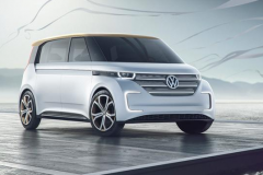 大众首台电动面包车终于来了！比五菱还能装，3.2秒破百