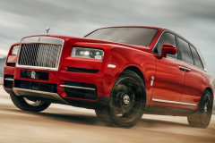 工资4000能养得起库里南吗？网友：准备好南孚电池！