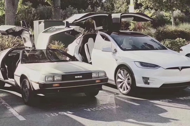 我看左边的更帅