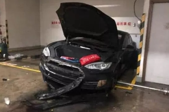 一周内再现“三把火”，瓜子销售卷款“跑路”，高田气囊卷土重来