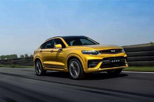 4米6车长价格硬刚合资紧凑型SUV，跨界星越的自信会被市场打脸吗?