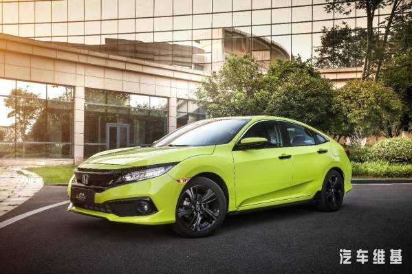 C位绝对不会让位，全新思域上市11.99万元起售