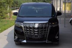 埃尔法精髓在后排和动力，国产确实需要年头追赶！