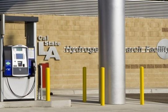 路咖评：从加州的氢能源实验 看我们的一个缺点和两个优势