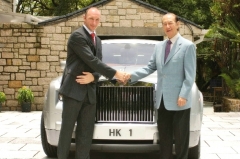 赌王何鸿燊的车牌是HK1号，豪宅也是1号，是巧合还是另有玄机