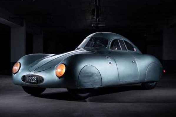 「e汽车」存世仅一台 保时捷Type 64赛车将拍卖