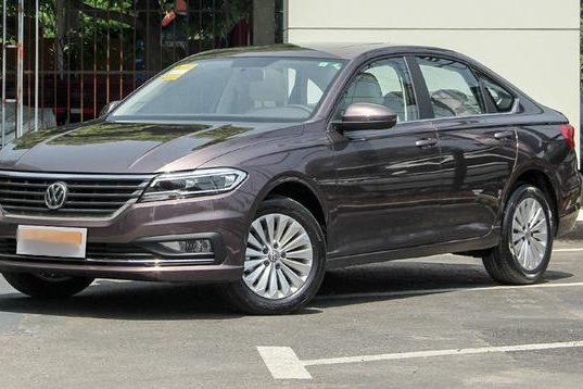 在它面前，轩逸卡罗拉都得服，4个月卖18万多台，还有谁？