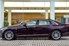 凯迪拉克被激怒了，车长5.2米比宝马7系还气派，却卖出5系价格