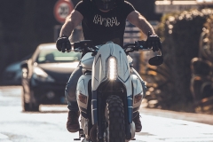 川崎ER-6N大变身拥有法式浪漫的日系猛兽