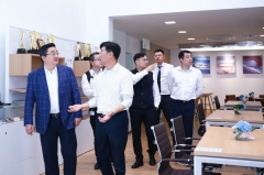 上汽大众高层一线调研 与经销商共克时艰