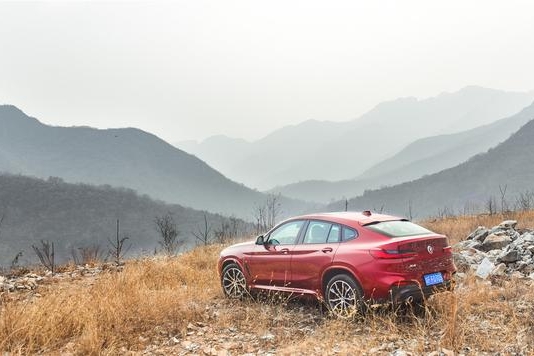 眼看SUV Coupe火起来，它应该什么样？找根标杆吧