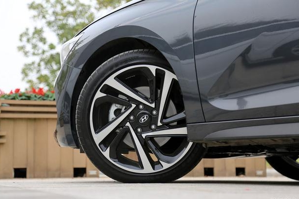 3月销量破2万辆，上市仅半年的北京现代菲斯塔靠什么抢占市场？