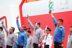 从“国车”到“国民车” 红旗HS5马拉松创新上市 售价18.38万元起