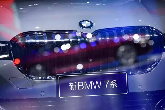 钟观 | 全新BMW 7系创新豪华体验，比旗舰更旗舰