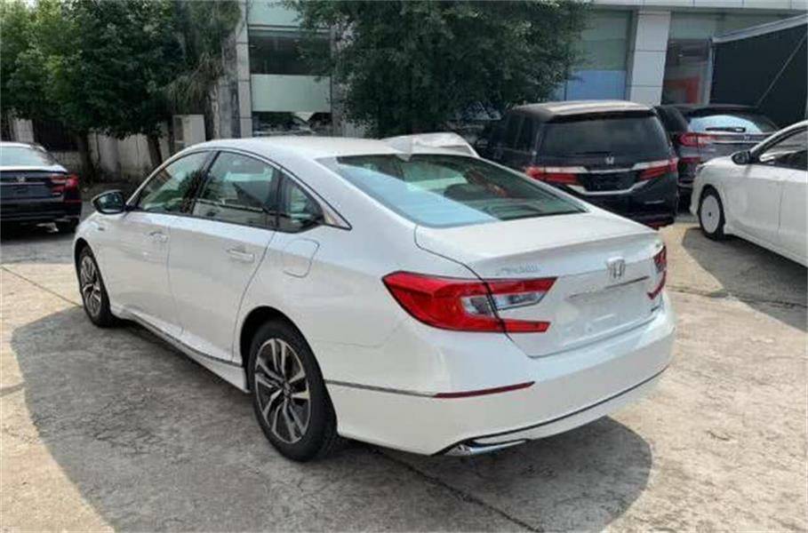 实拍|雅阁锐 混动：不止省油，更有黑科技加身！