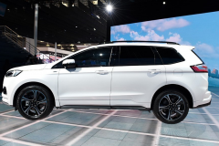 福特又出新车，全新SUV终于能够匹敌汉兰达，马力调到250匹