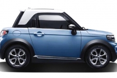 女性无力抵抗，三块大屏，无框车门，续航300km，顶配不到13万