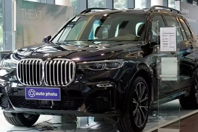 顶级SUV新成员，宝马新旗舰登场！