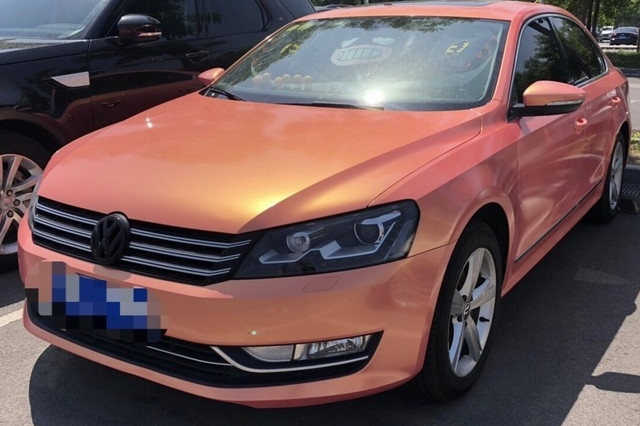 这颜色需要一个配得上的名字，那么，你觉得应该叫：___________。