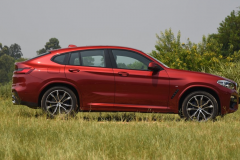 最狂野的溜背SUV，搭配宝马B系列发动机，350的扭矩才6升油耗