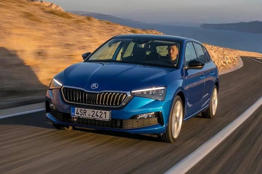 这款旅行车与Polo同平台，却要与高尔夫一决雌雄