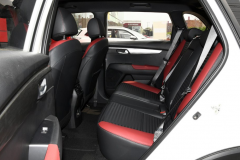 很有黑马潜质的合资SUV，月销11536台，标配2.0升自吸引擎