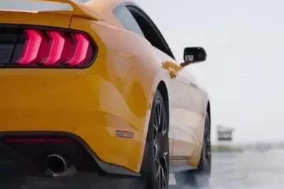 进口跑车+国六标准+30万级别，这款车真的可能是你唯一的选择