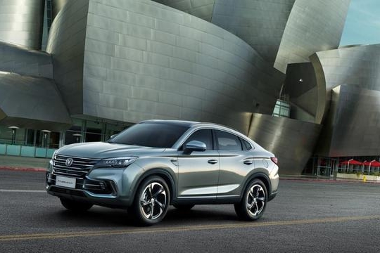 不足12万？长安CS85 COUPE让“高级”飞入寻常百姓家