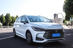 家用首选就买这个，亲戚看完直夸懂事，宋MAX三千公里车主报告！