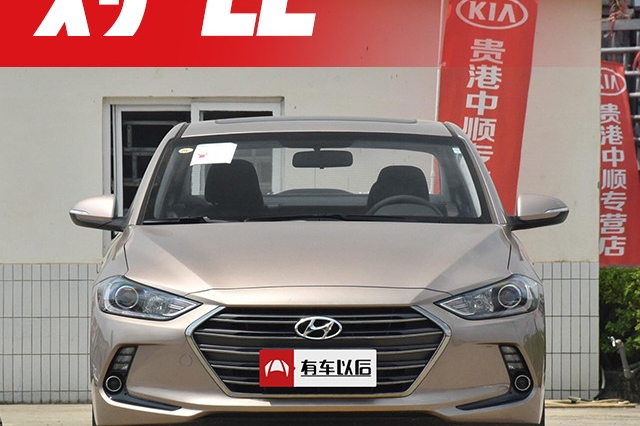 10多万不买轩逸卡罗拉，这2台车实力也不赖，颜值高、空间大！