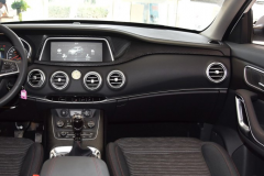 油耗7升的SUV，1.5T+251扭矩，比哈佛H6更强，新车不足8万